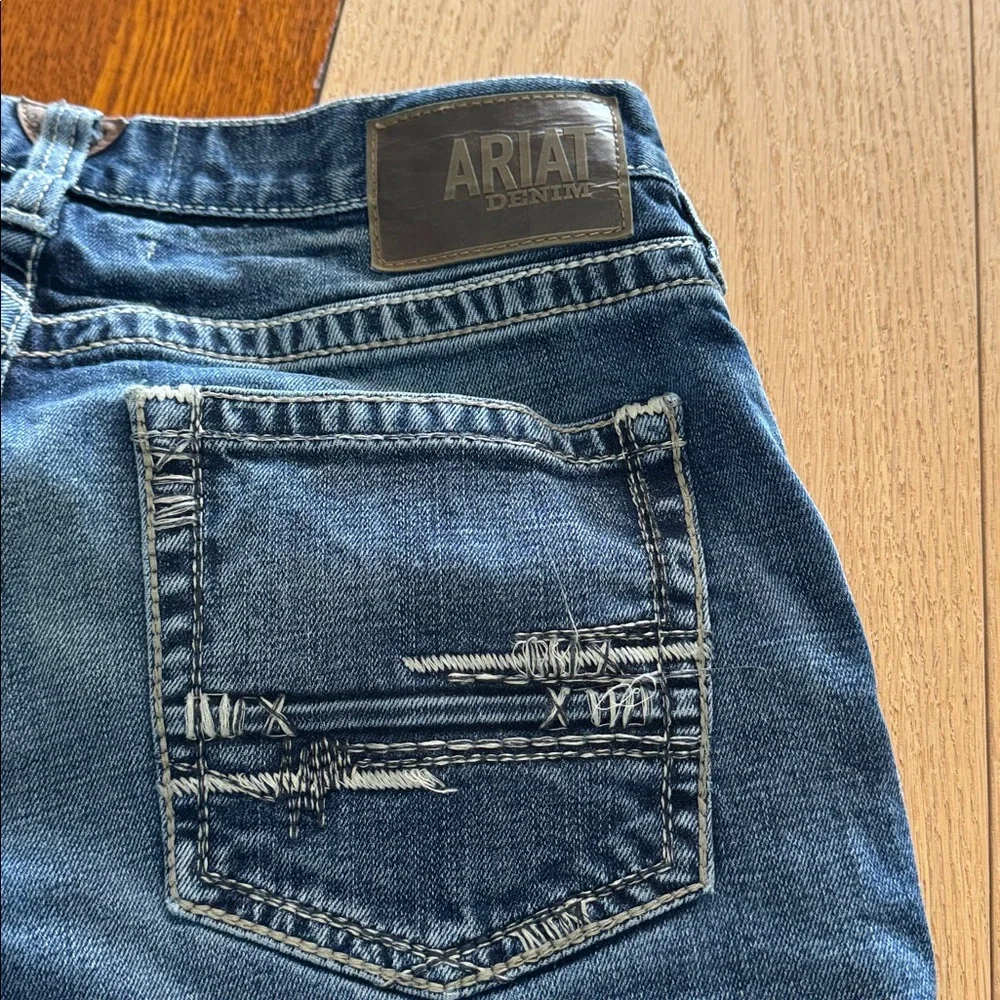 Ariat Men's M5 Classic Blue Straight Jeans - Picture 10 of 14